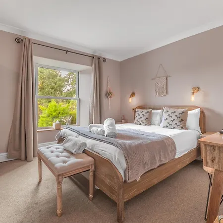 The Mortal Man 여관 트를백