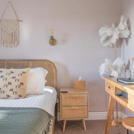 여관 The Mortal Man 3*