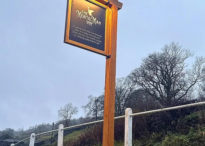 The Mortal Man بيت ريفي