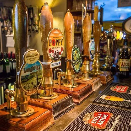 بيت ريفي The Mortal Man