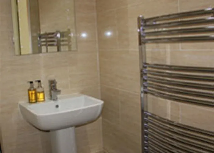 بيت ريفي The Mortal Man