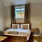 The Mortal Man Mini-hôtel 3*